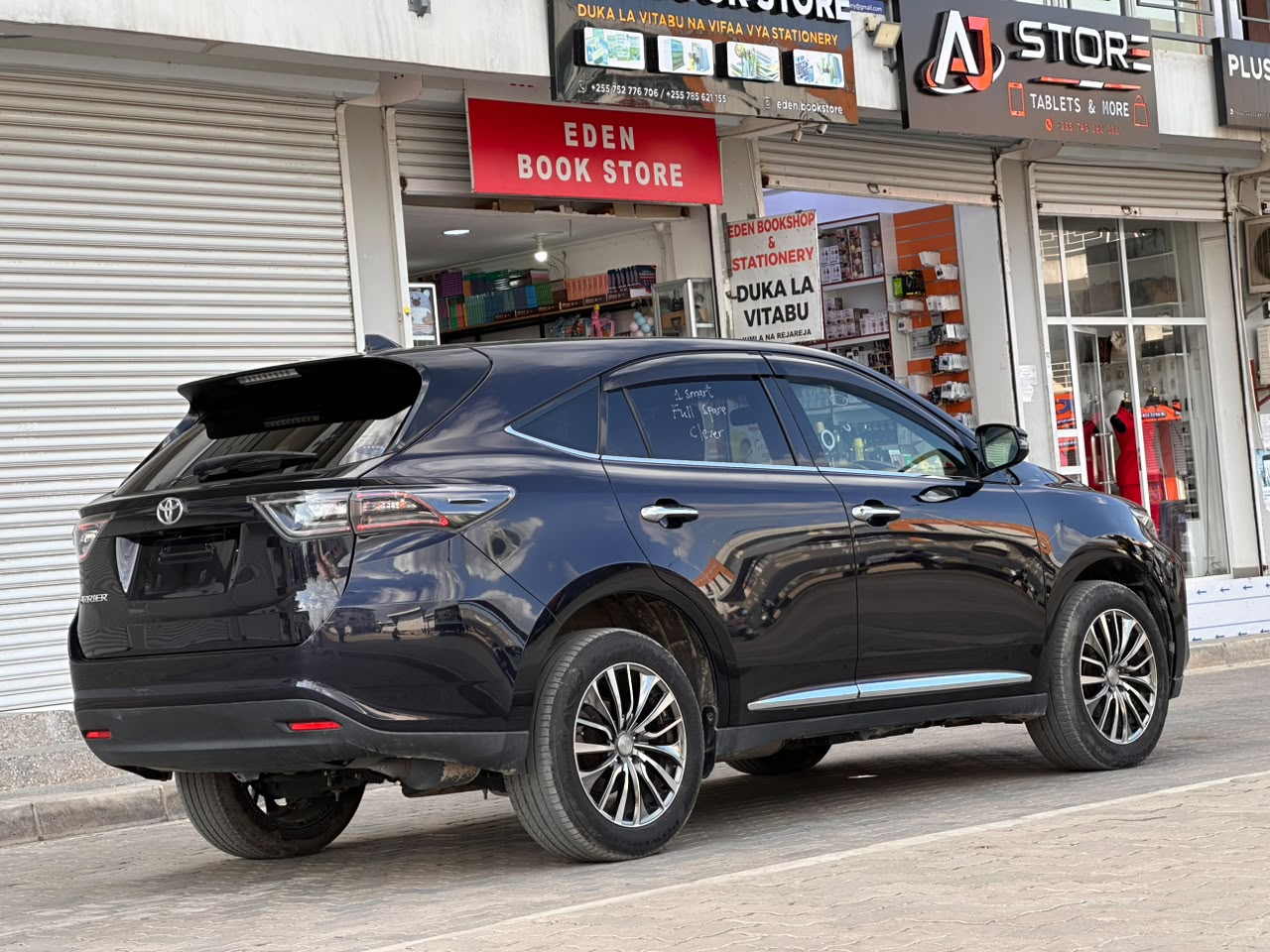 Toyota Harrier Anaconda thumbnail 6
